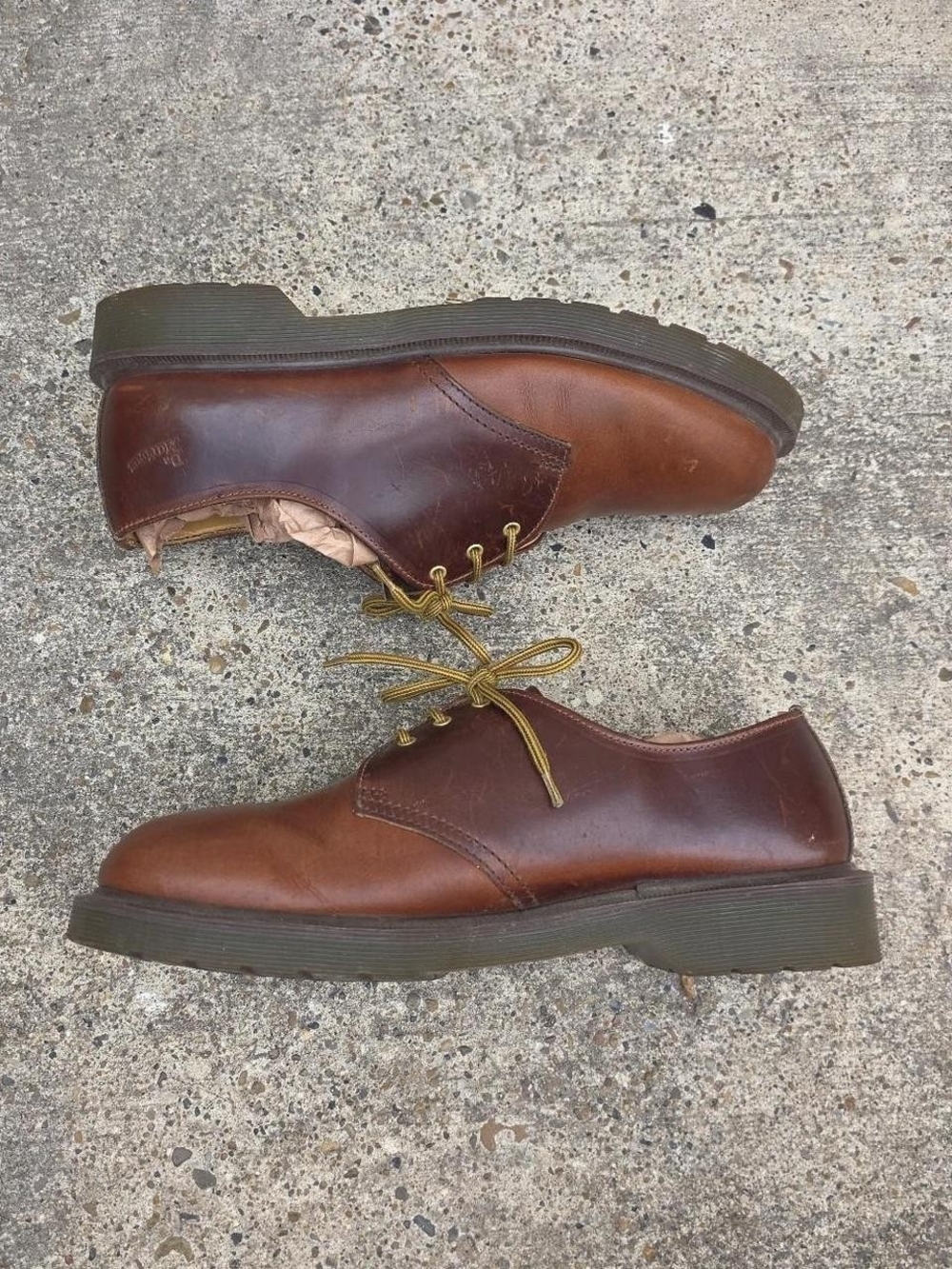Dr Martens Made in England Shoes Size 9Size: 9 Mens Condition: markings/ware